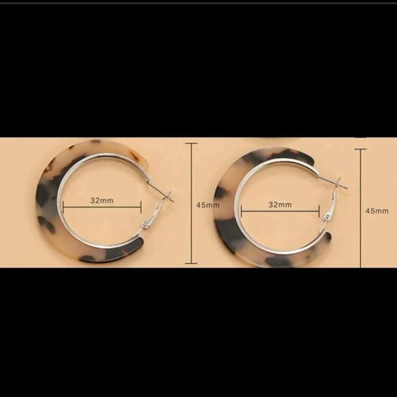 Tortoise Print 🐢 Lever Back Hoop Earrings NEW Light Weight Iconic Safari - Picture 8 of 9